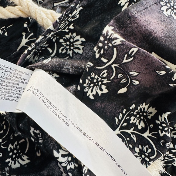 Moon River Anthropologie  |  black cream floral Peplum tank size Large NWoT - Picture 7 of 9